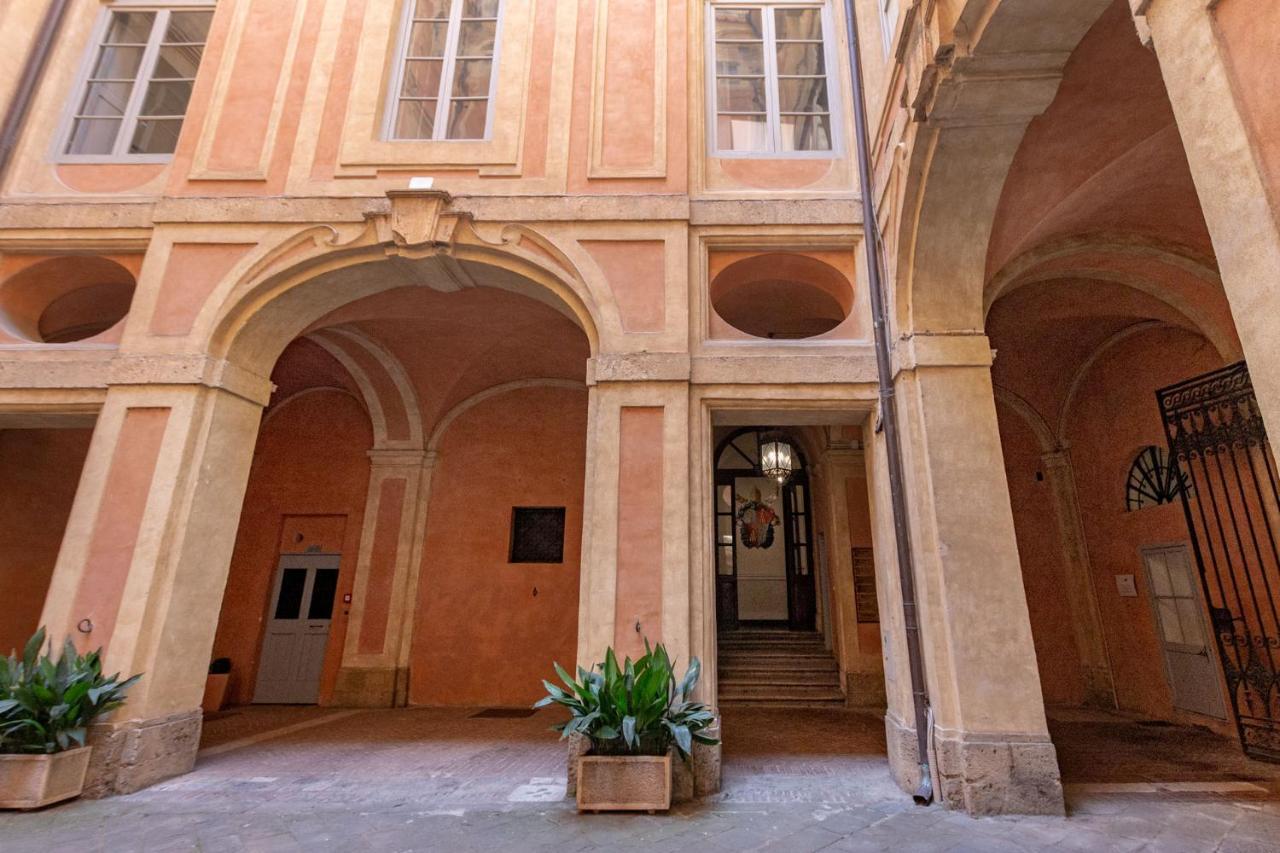 דירות סיינה Palazzo Chigi Zondadari מראה חיצוני תמונה